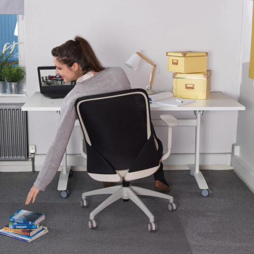 Operator Chairs Sway